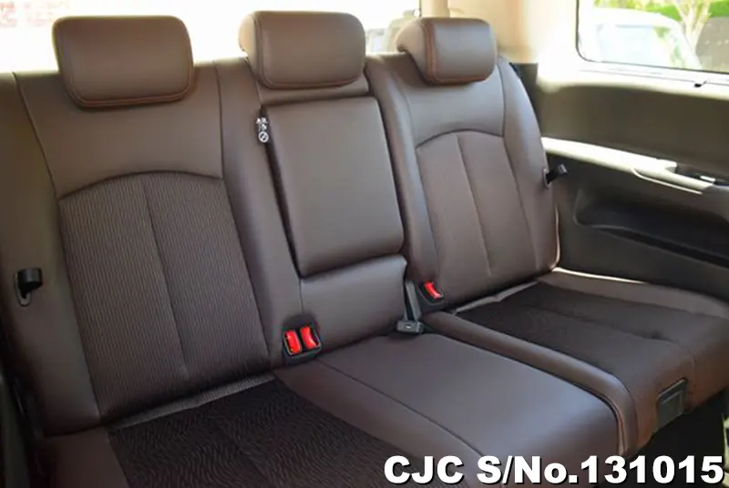 2025 Nissan / Elgrand Stock No. 131015