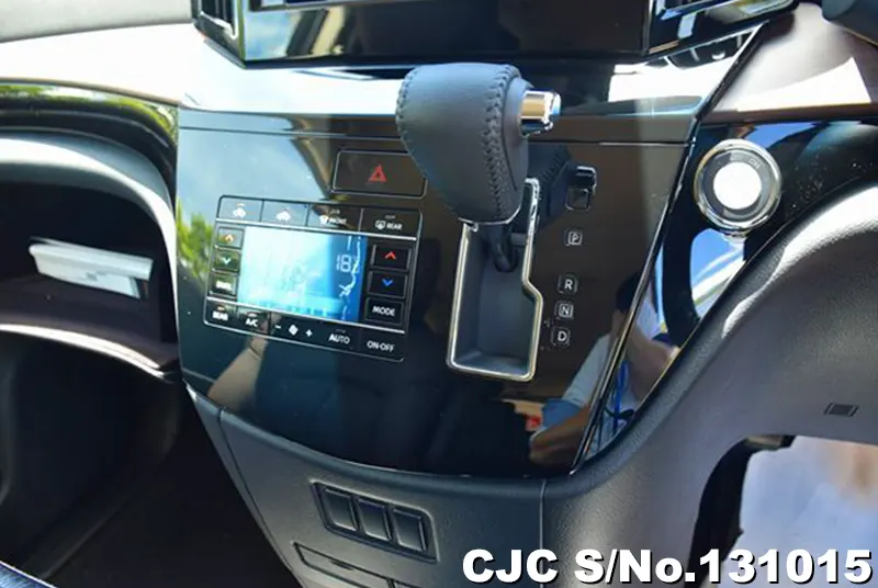 2025 Nissan / Elgrand Stock No. 131015