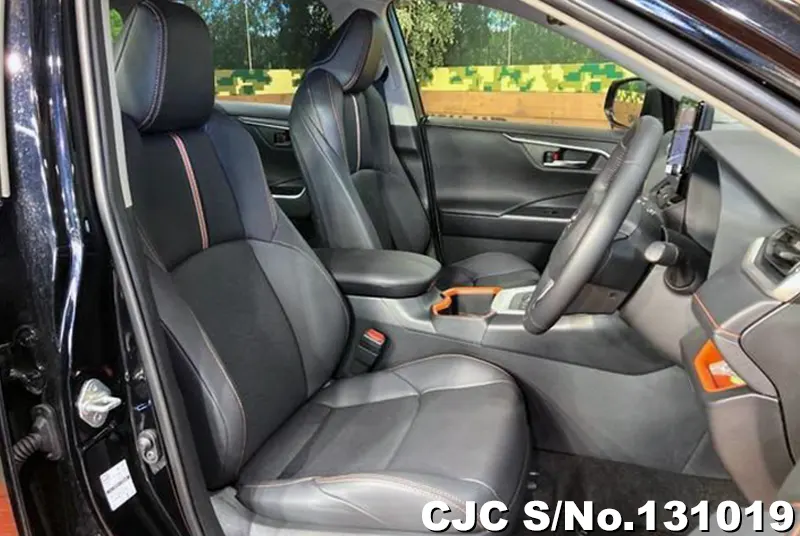 2025 Toyota / Rav4 Stock No. 131019