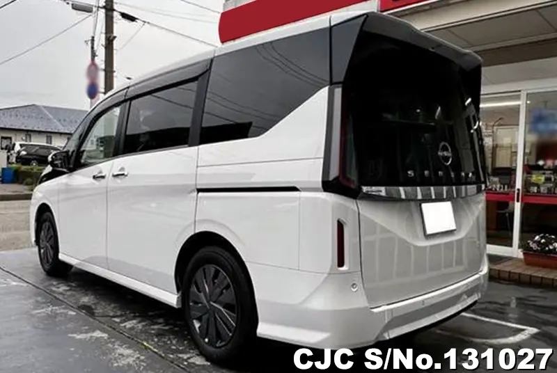 2025 Nissan / Serena Stock No. 131027