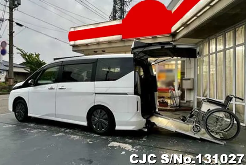 2025 Nissan / Serena Stock No. 131027