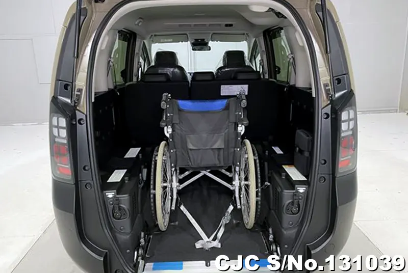 2025 Honda / Freed Stock No. 131039