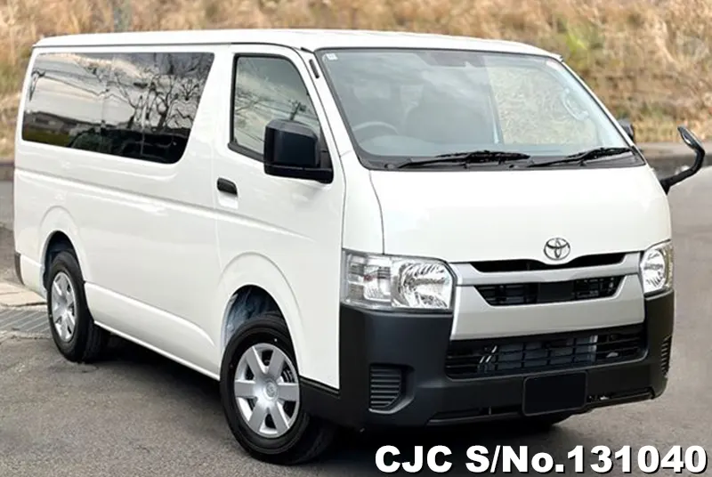 Toyota / Hiace 2025