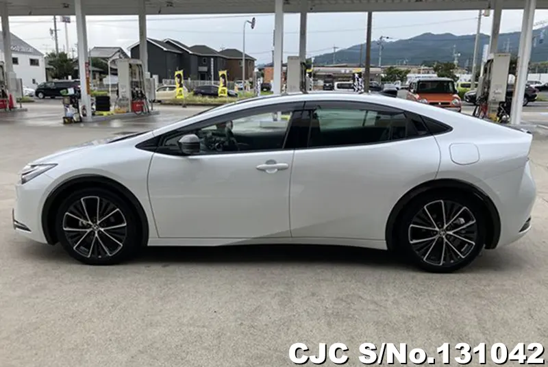 2025 Toyota / Prius Stock No. 131042