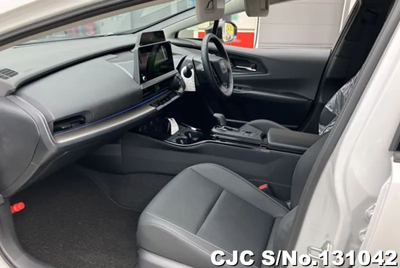2025 Toyota / Prius Stock No. 131042
