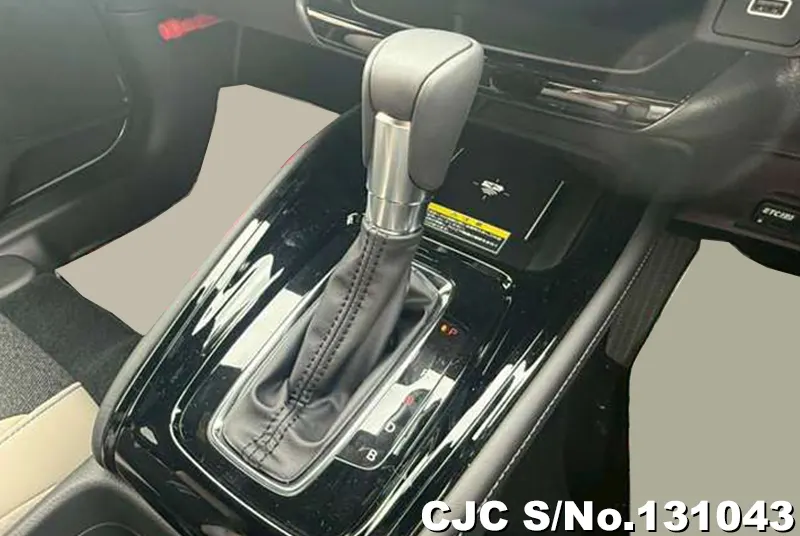 2025 Honda / Vezel Stock No. 131043