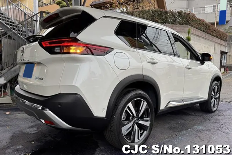 2025 Nissan / X-Trail Stock No. 131053