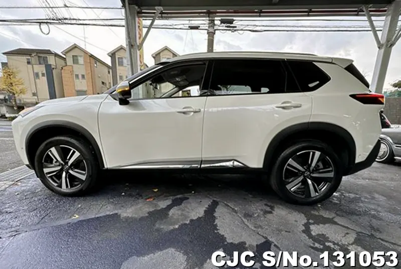 2025 Nissan / X-Trail Stock No. 131053