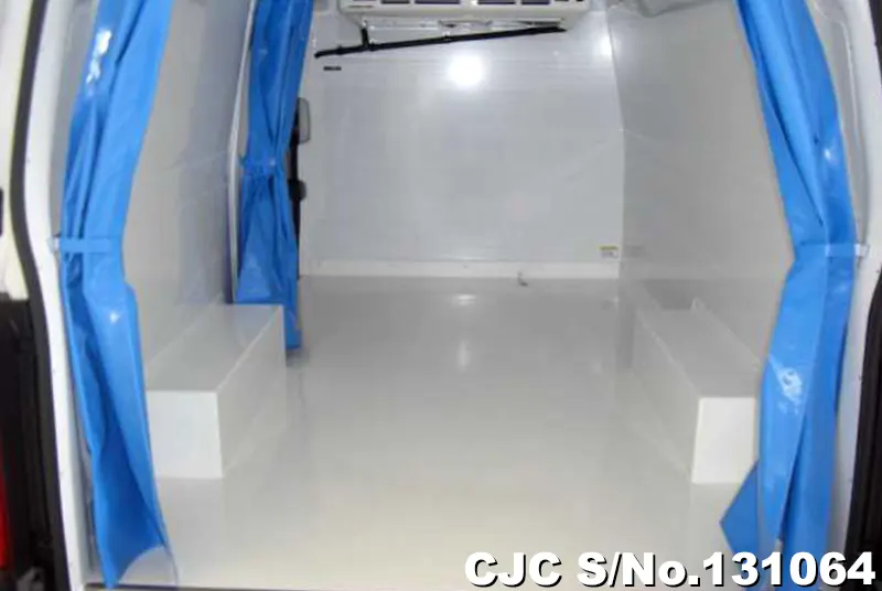 2025 Nissan / Caravan Stock No. 131064