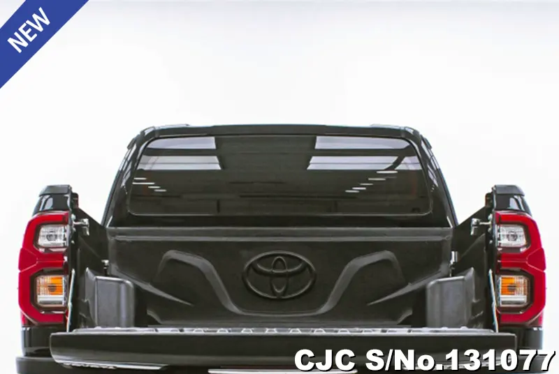 Toyota Hilux in Gray for Sale Image 5