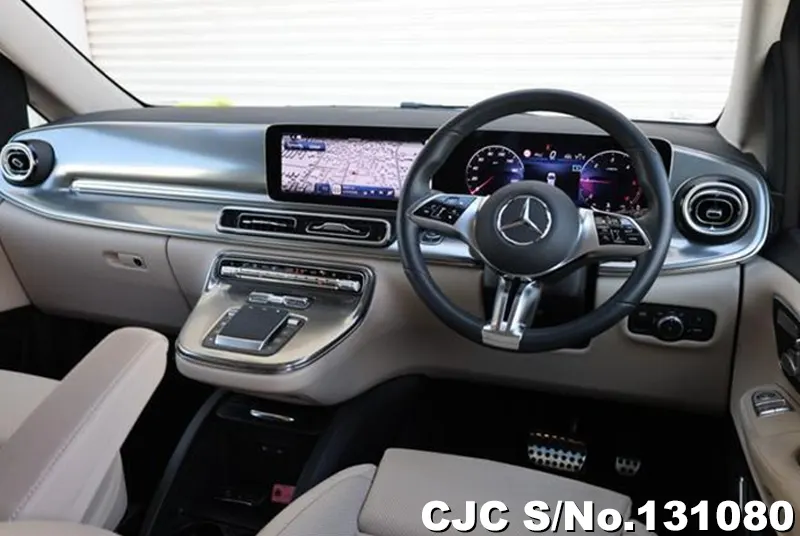 2024 Mercedes Benz / V Class Stock No. 131080
