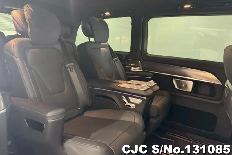 2025 Mercedes Benz / V Class Stock No. 131085