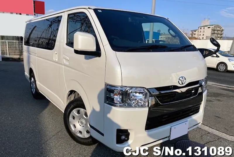 Toyota / Hiace 2025