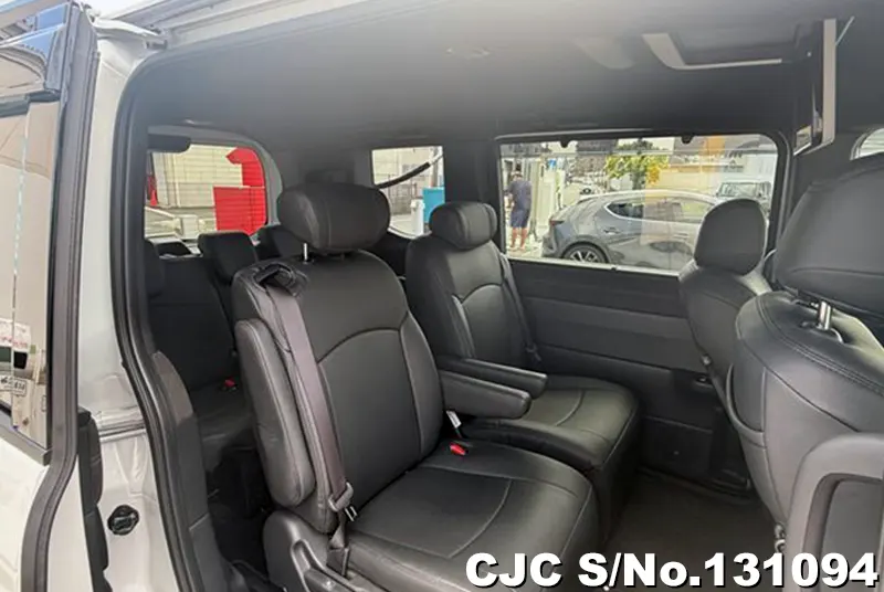 2025 Honda / Step Wagon Stock No. 131094