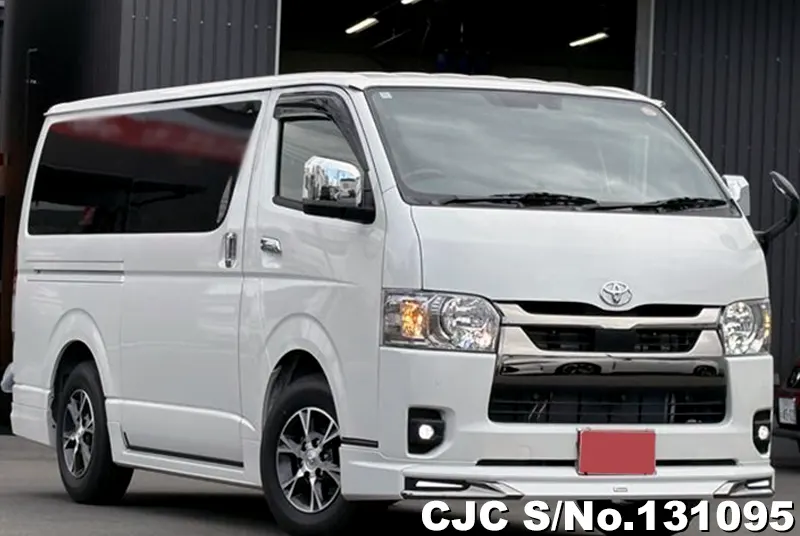 Toyota / Hiace 2025