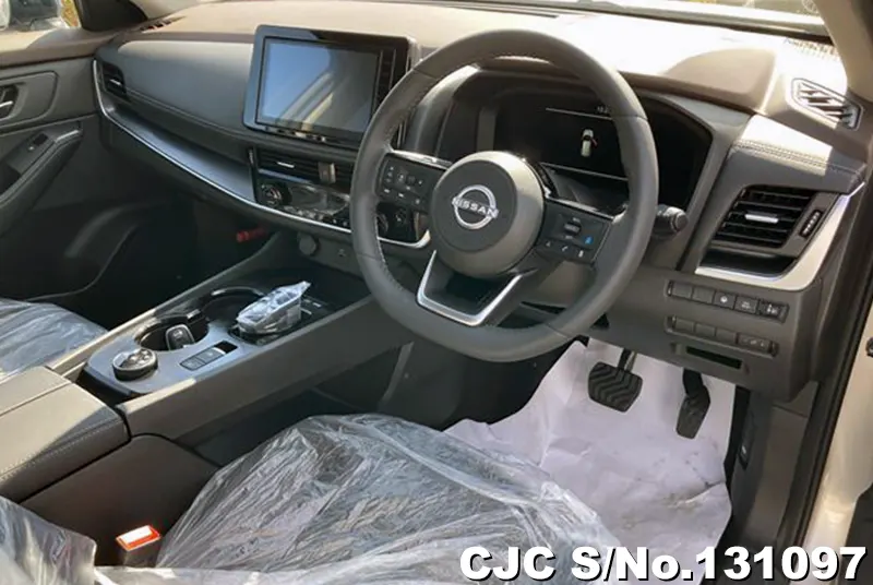 2025 Nissan / X-Trail Stock No. 131097