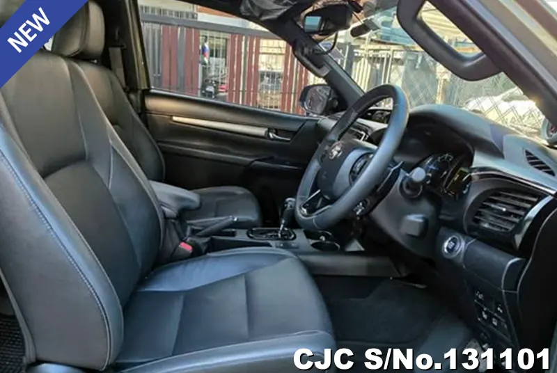 Toyota Hilux in Oxide Bronze Metallic for Sale Image 7