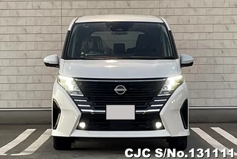 2025 Nissan / Serena Stock No. 131111
