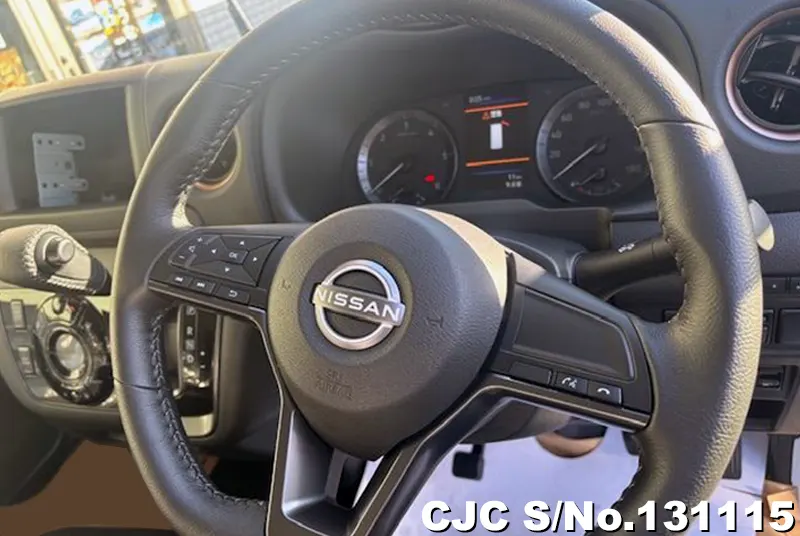 2025 Nissan / Caravan Stock No. 131115