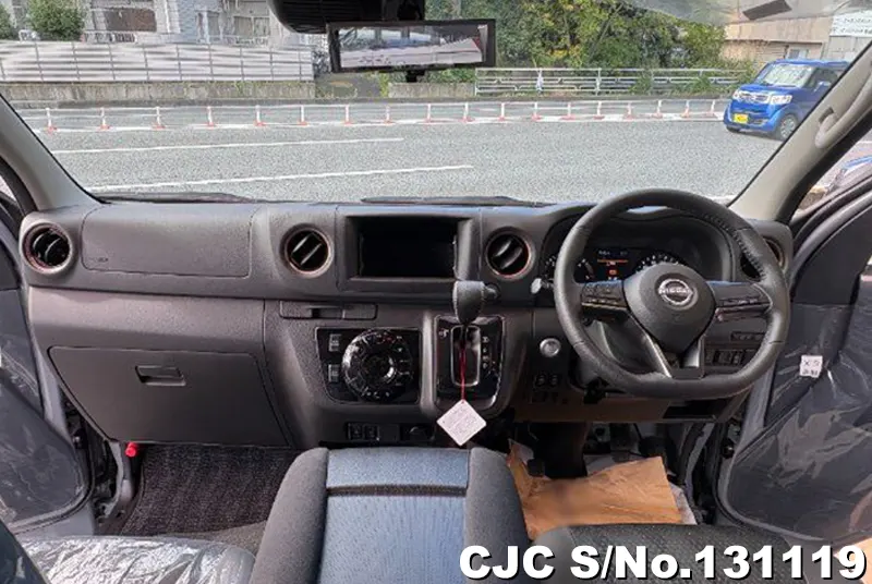 2025 Nissan / Caravan Stock No. 131119
