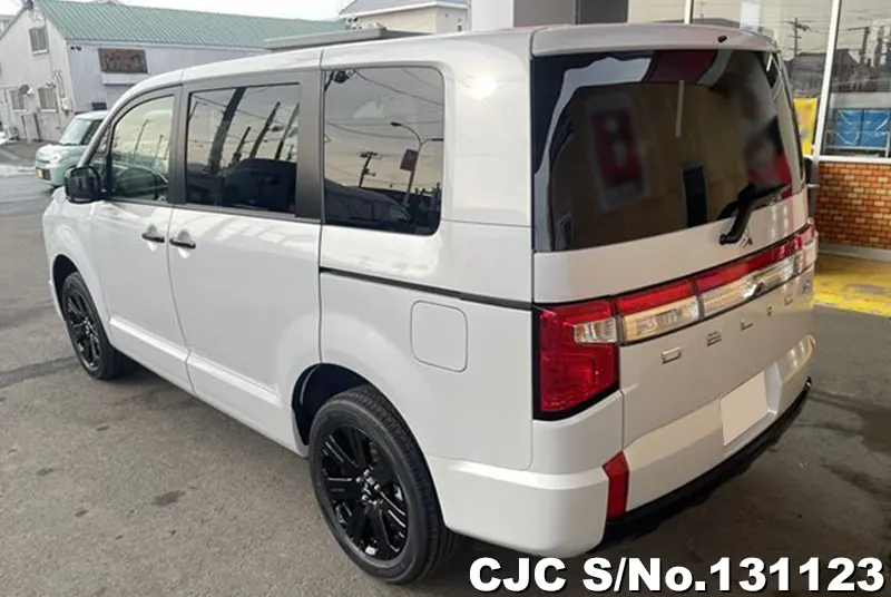 2025 Mitsubishi / Delica D5 Stock No. 131123
