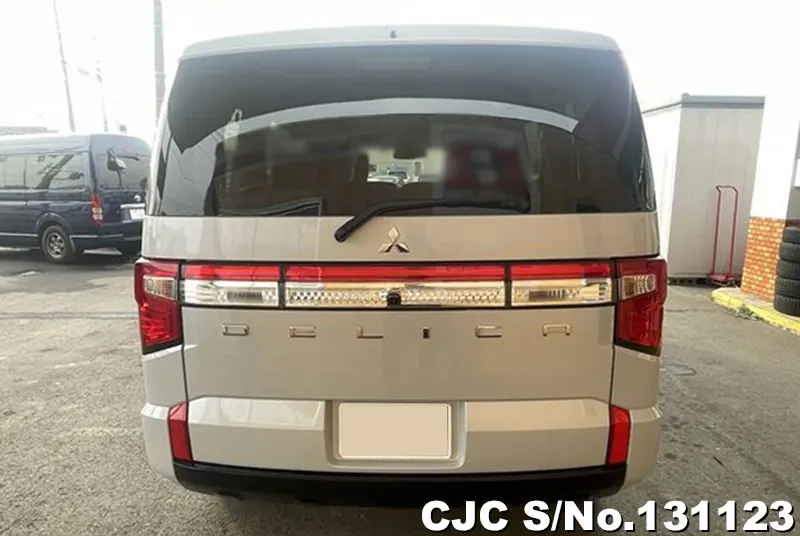 2025 Mitsubishi / Delica D5 Stock No. 131123