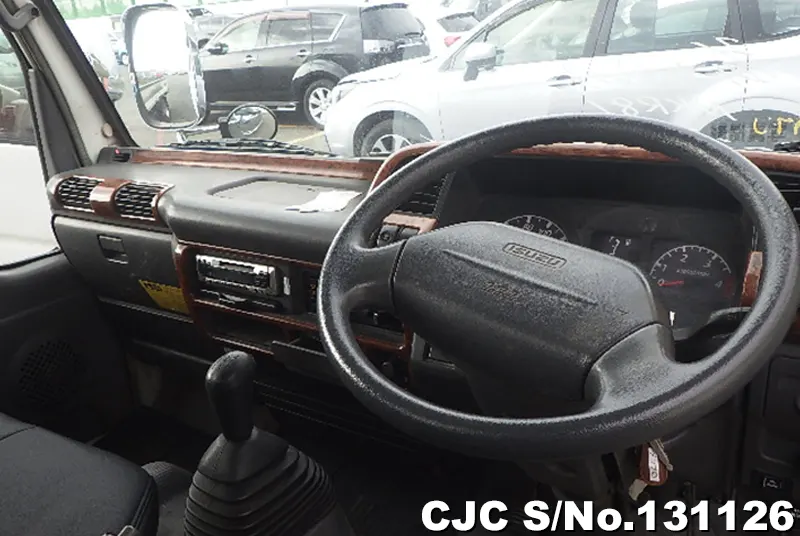 2007 Isuzu / Elf Stock No. 131126
