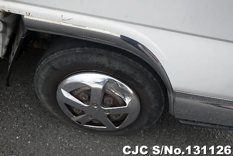 2007 Isuzu / Elf Stock No. 131126