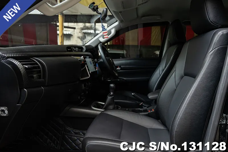 Toyota Hilux in Black for Sale Image 8