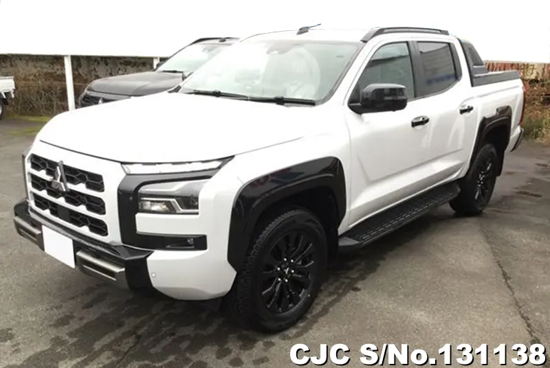 Mitsubishi Triton in White for Sale Image 2