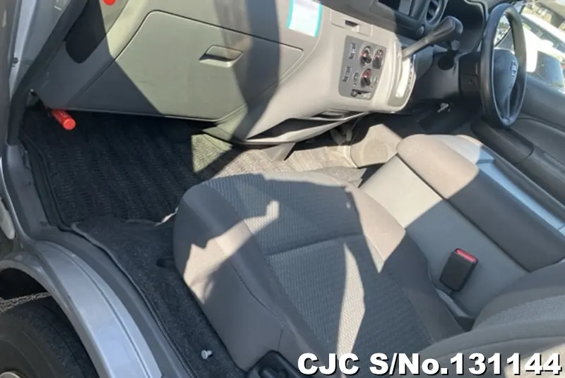 2018 Nissan / Caravan Stock No. 131144