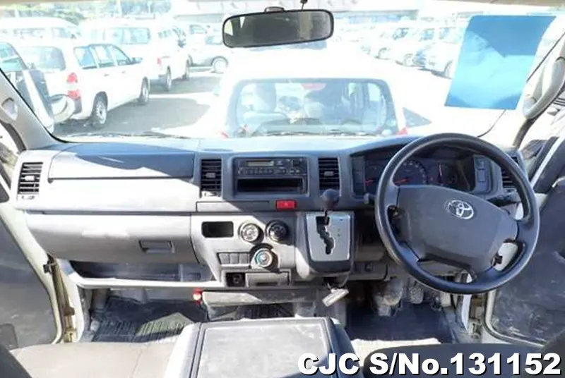 2017 Toyota / Hiace Stock No. 131152