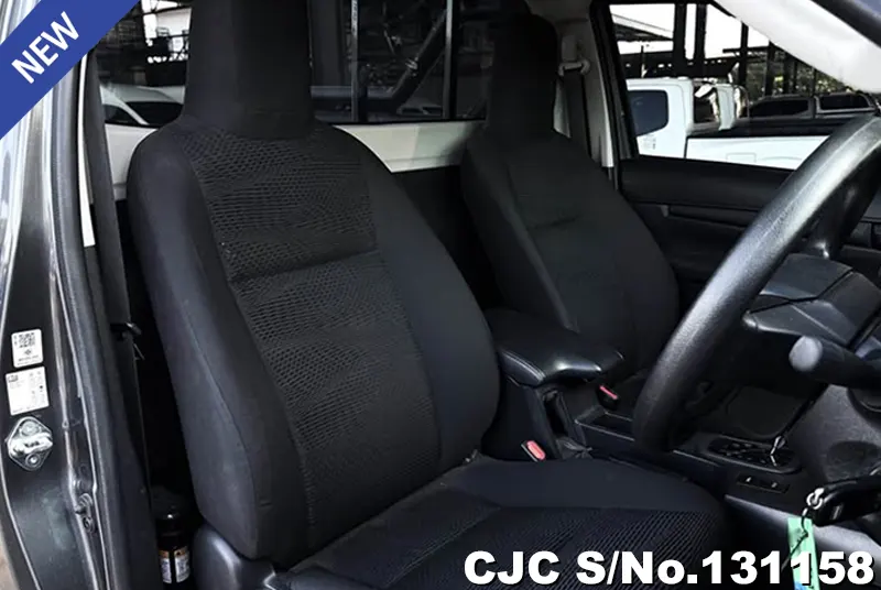 Toyota Hilux in Gray for Sale Image 8