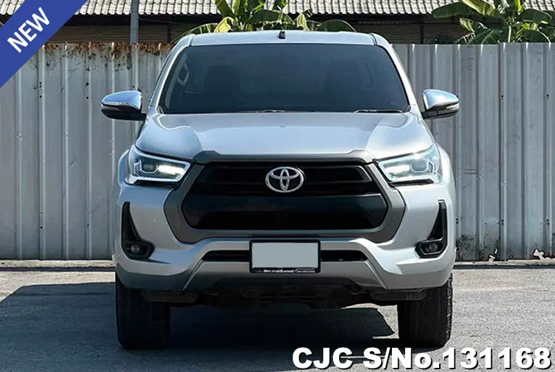 Toyota Hilux in Silver for Sale Image 4