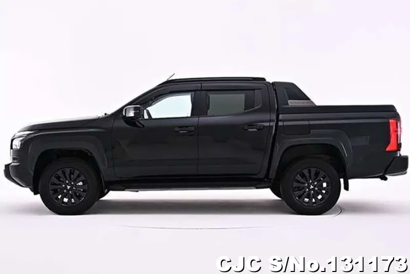 Mitsubishi Triton in Black for Sale Image 2