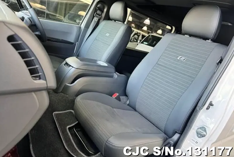 2025 Toyota / Hiace Stock No. 131177