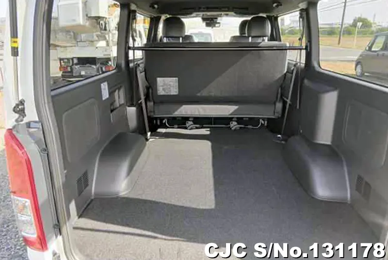 2025 Toyota / Hiace Stock No. 131178