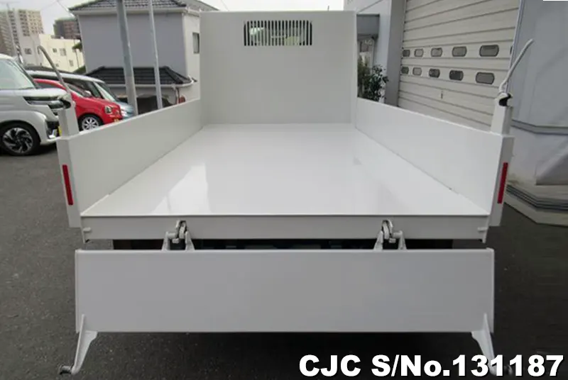 2025 Isuzu / Elf Stock No. 131187