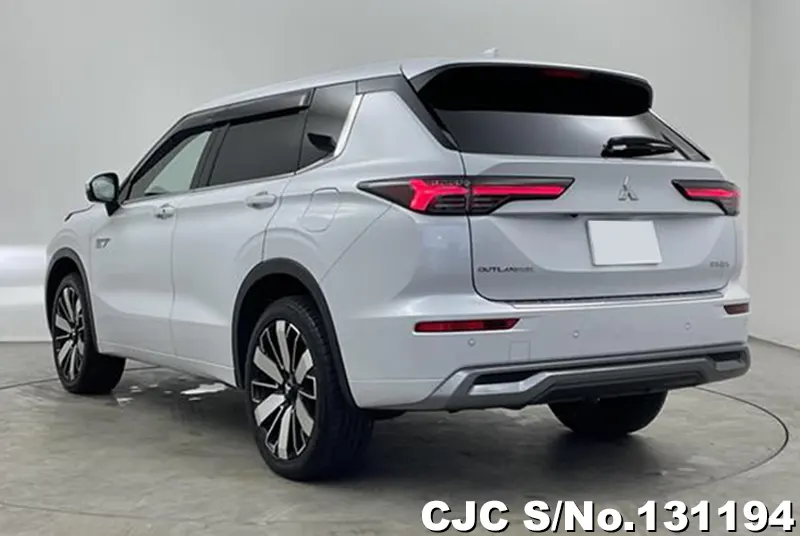 2025 Mitsubishi / Outlander Stock No. 131194