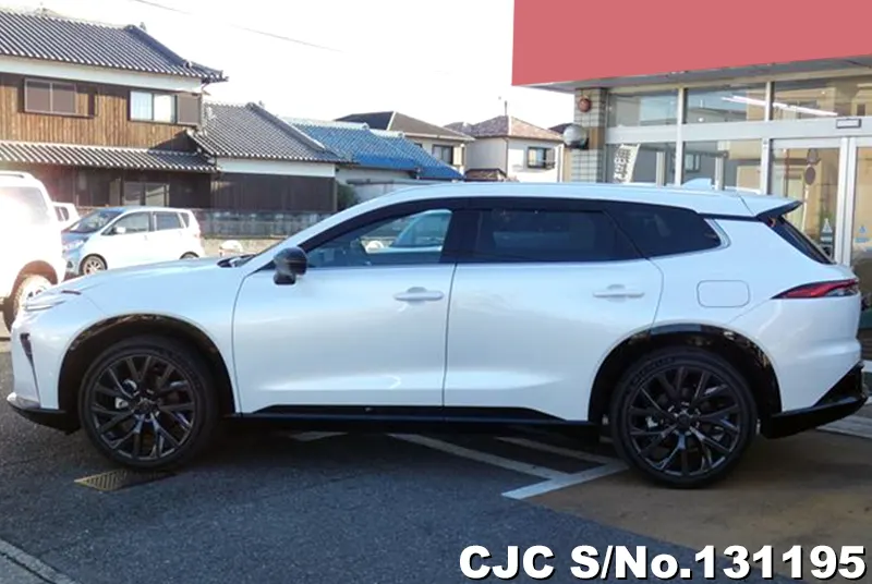 2025 Toyota / Crown Estate Stock No. 131195