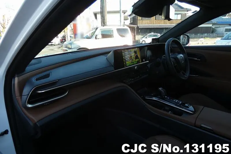 2025 Toyota / Crown Estate Stock No. 131195