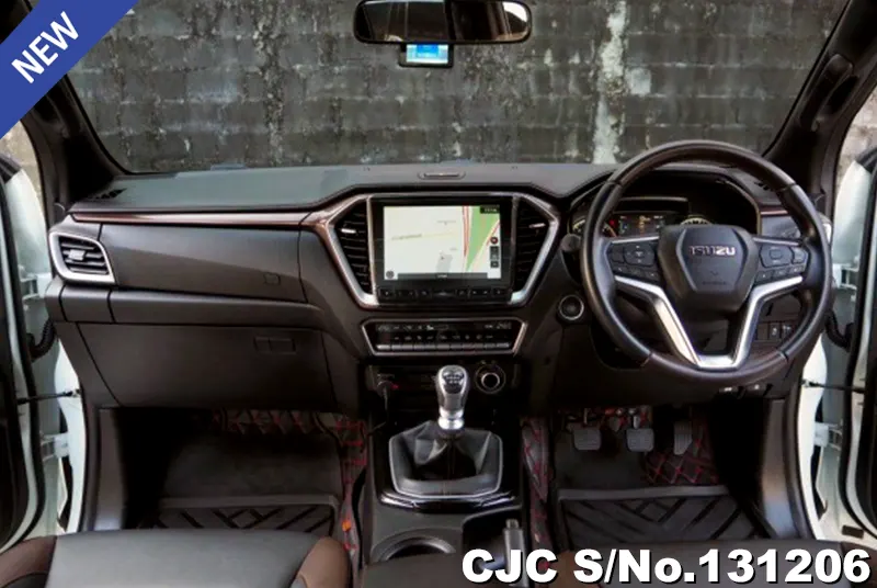 Isuzu D-Max in White for Sale Image 6