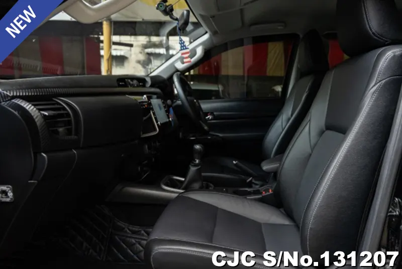 Toyota Hilux in Black for Sale Image 8