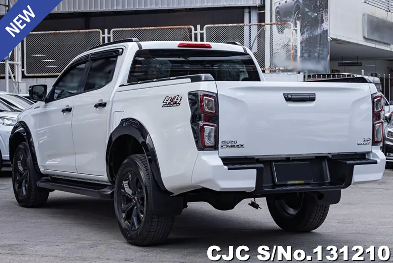 Isuzu D-Max in White for Sale Image 1