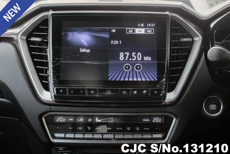 Isuzu D-Max in White for Sale Image 13