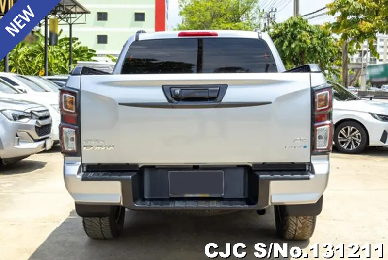 Isuzu D-Max in Silver for Sale Image 5