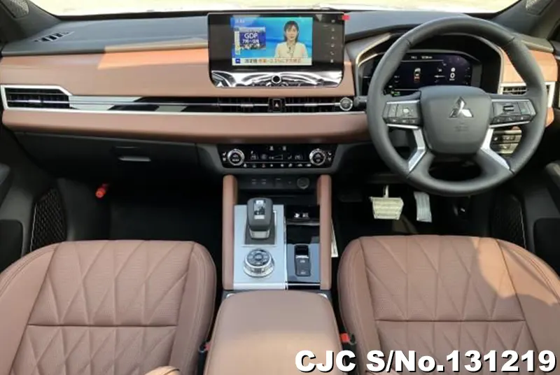 2025 Mitsubishi / Outlander Stock No. 131219