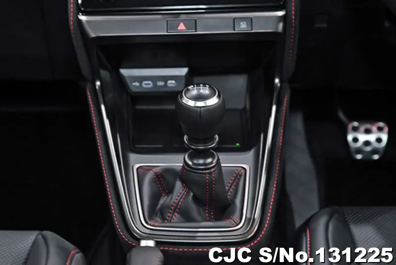 2025 Lexus / LBX Stock No. 131225