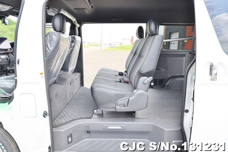 2025 Toyota / Hiace Stock No. 131231