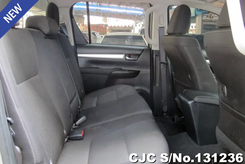 Toyota Hilux in Silver for Sale Image 9